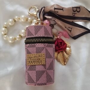 *NWT* Vogue New Famous Pink Geometric Pouch